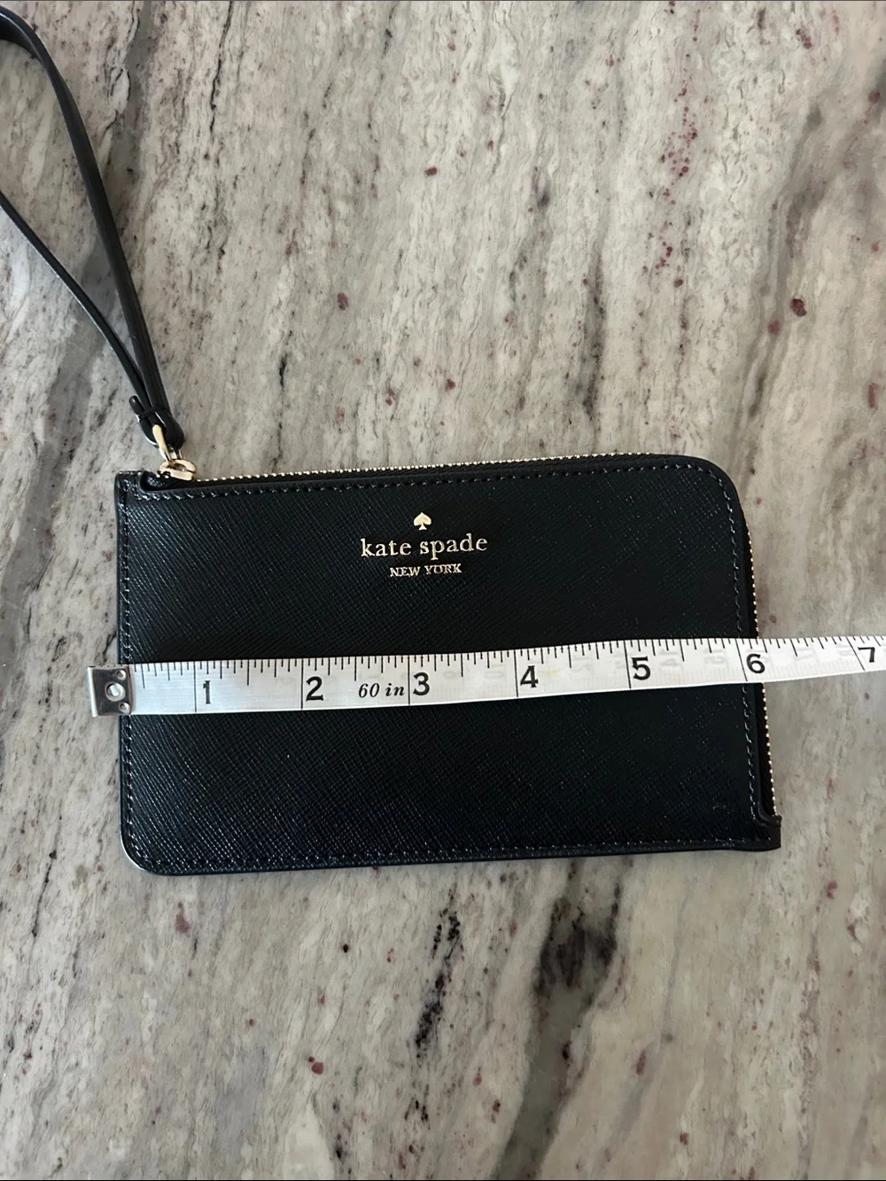 kate spade Black Saffiano Leather Zip Wristlet 6 x 4 NWOT